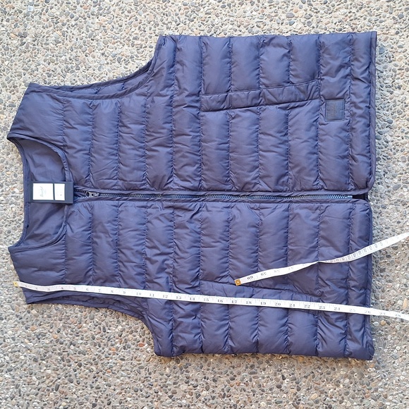 Herschel Supply Co. CP Navy Blue Featherless Quilted Puffer Vest Unisex Size L - Picture 6 of 7